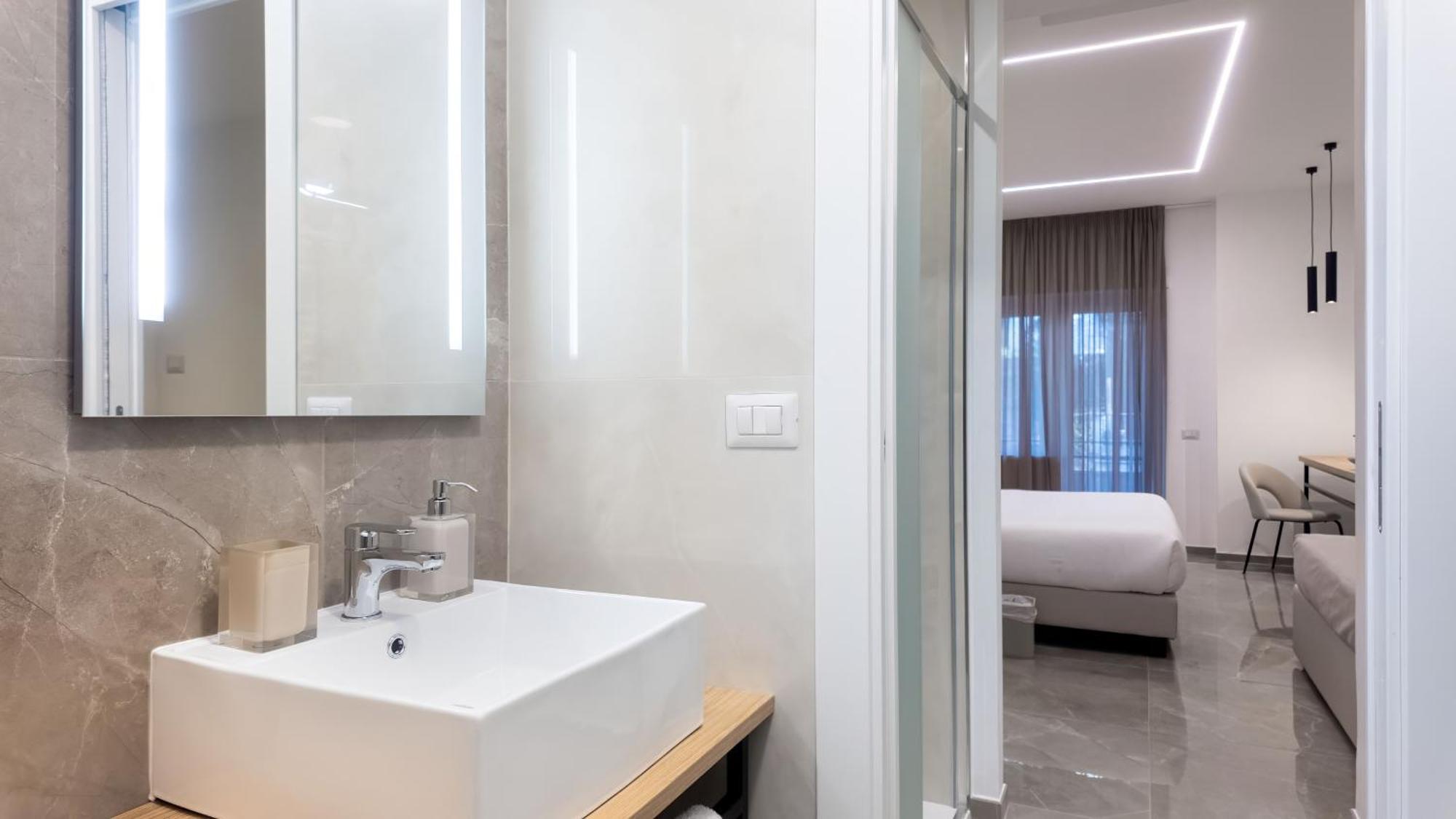 Aura Vatican Suite Rome Room photo